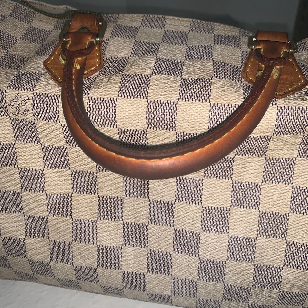 **24 hr SALE*** 100% authentic Louis Vuitton Speedy Azul 30